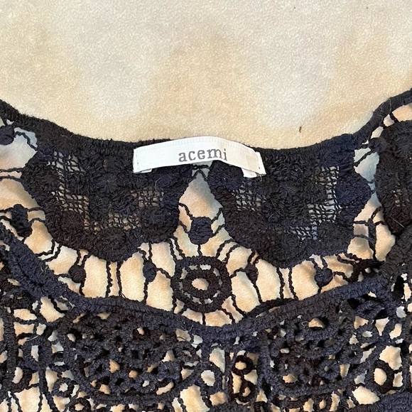 Acemi Black Crochet Lace Top. Long sleeve. Large. Vintage look. - Picture 3 of 5